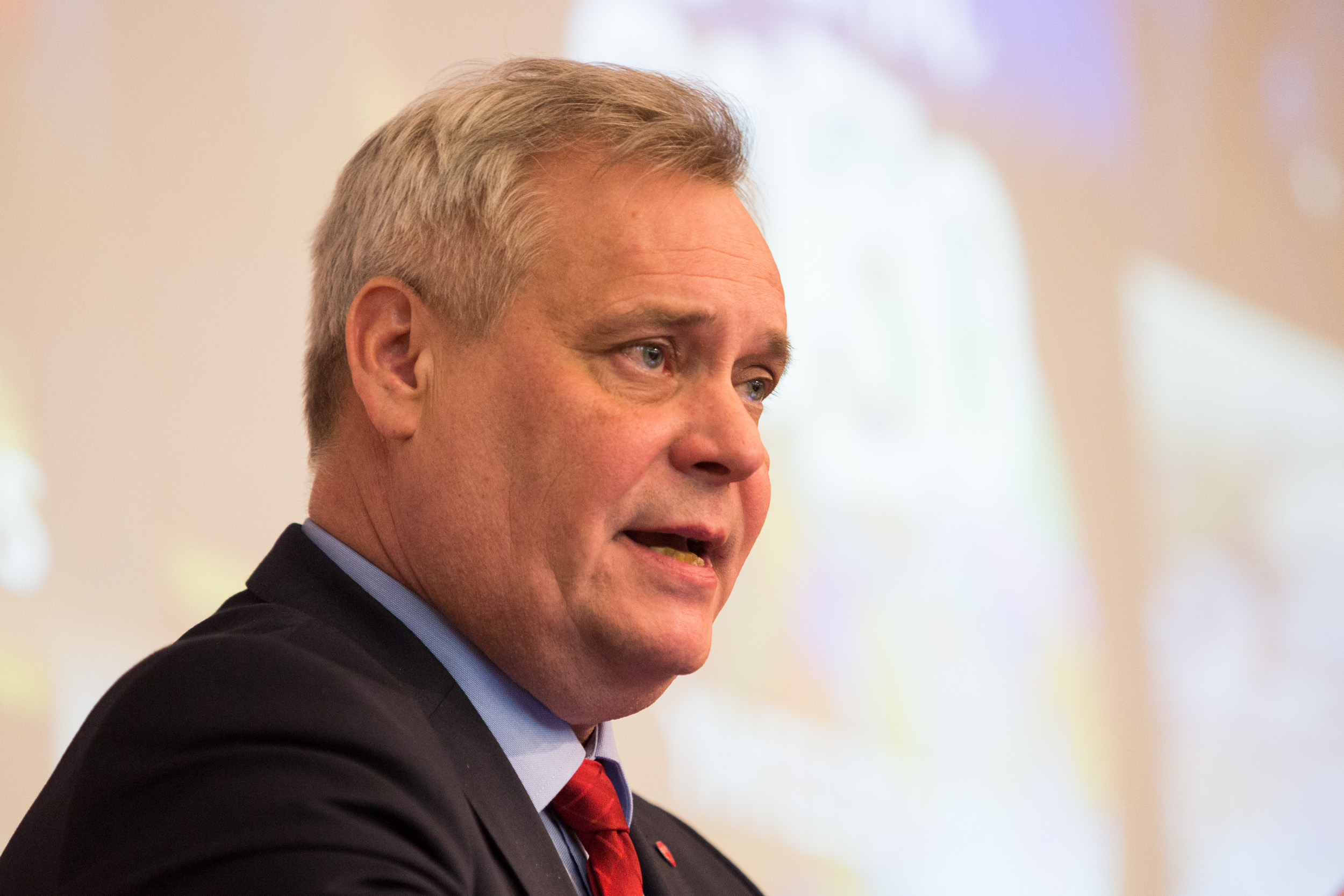 SDP:n puheenjohtaja Antti Rinne vierailee Kajaanissa 4.7.